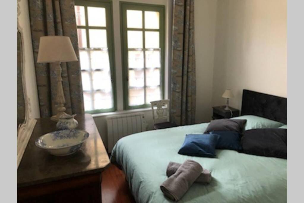 Uzes A Pied, Appartement Dans Cadre D'Exception Buitenkant foto