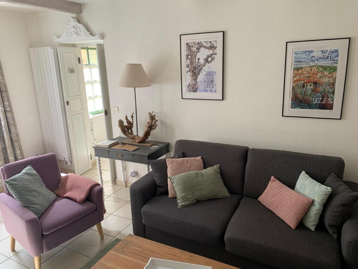 Uzes A Pied, Appartement Dans Cadre D'Exception Buitenkant foto